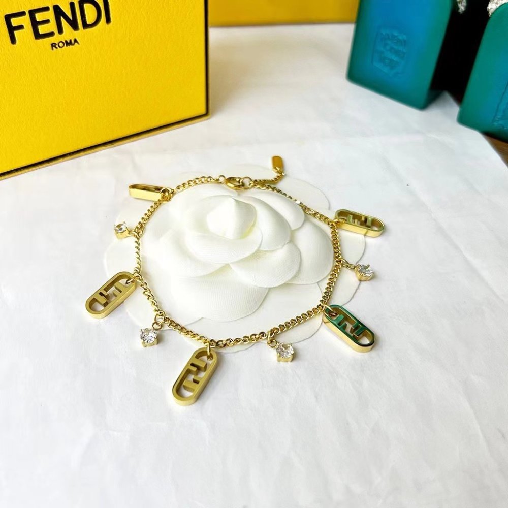 💎✨AUTHENTIC✨💎 Fendi bracelet